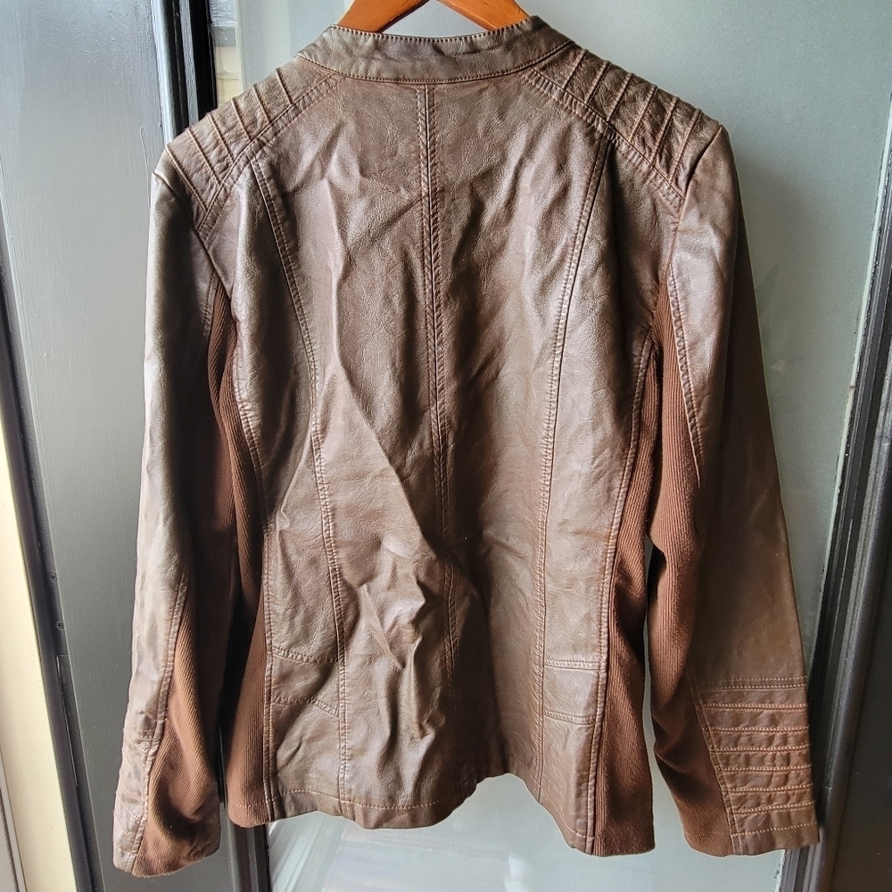 Sebby Collection Womens L Brown Whiskey Color Faux Leather Moto Style Jacket Zip - Picture 3 of 12